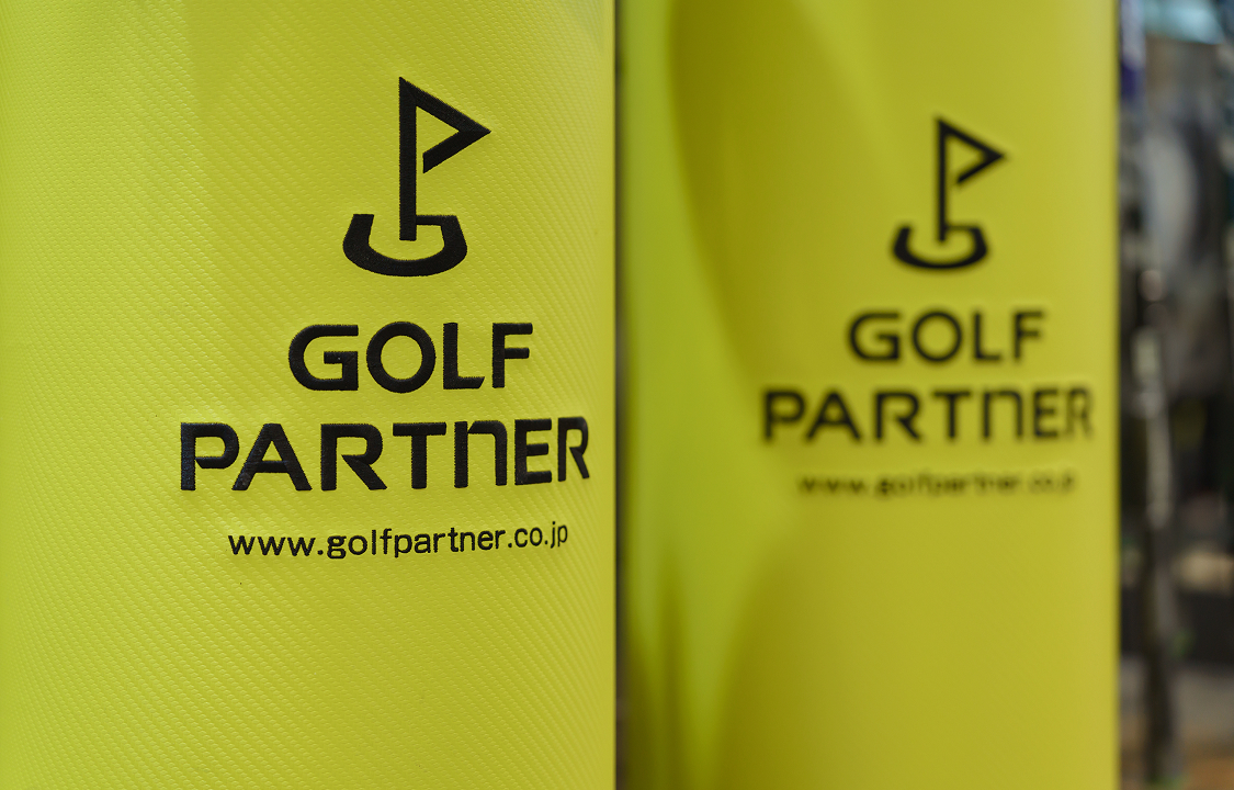 ゴルフパートナー四ツ池店の店内